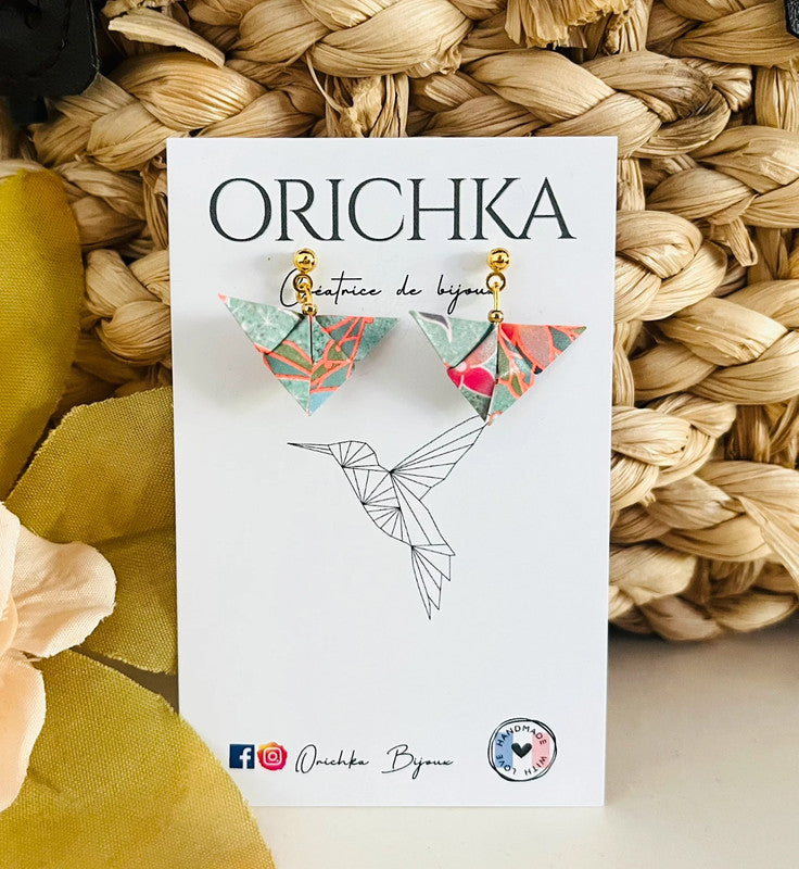 Boucles d'oreilles courtes papillon origami